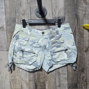 Volcom Vintage Y2K Camo Amazon Cargo Shorts